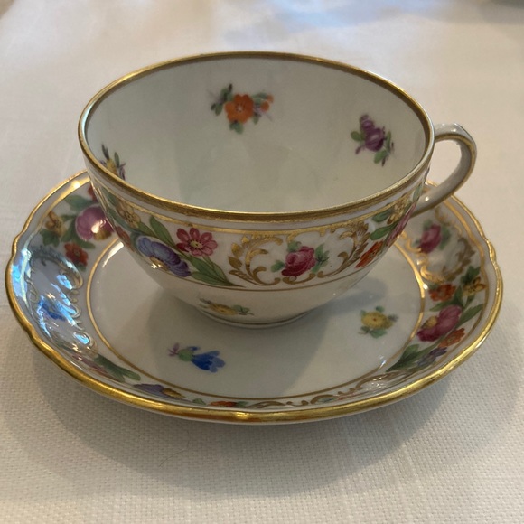 Vintage Demitasse Tea Cup and Saucer Germany US Zone 1945-1949 - Picture 1 of 8